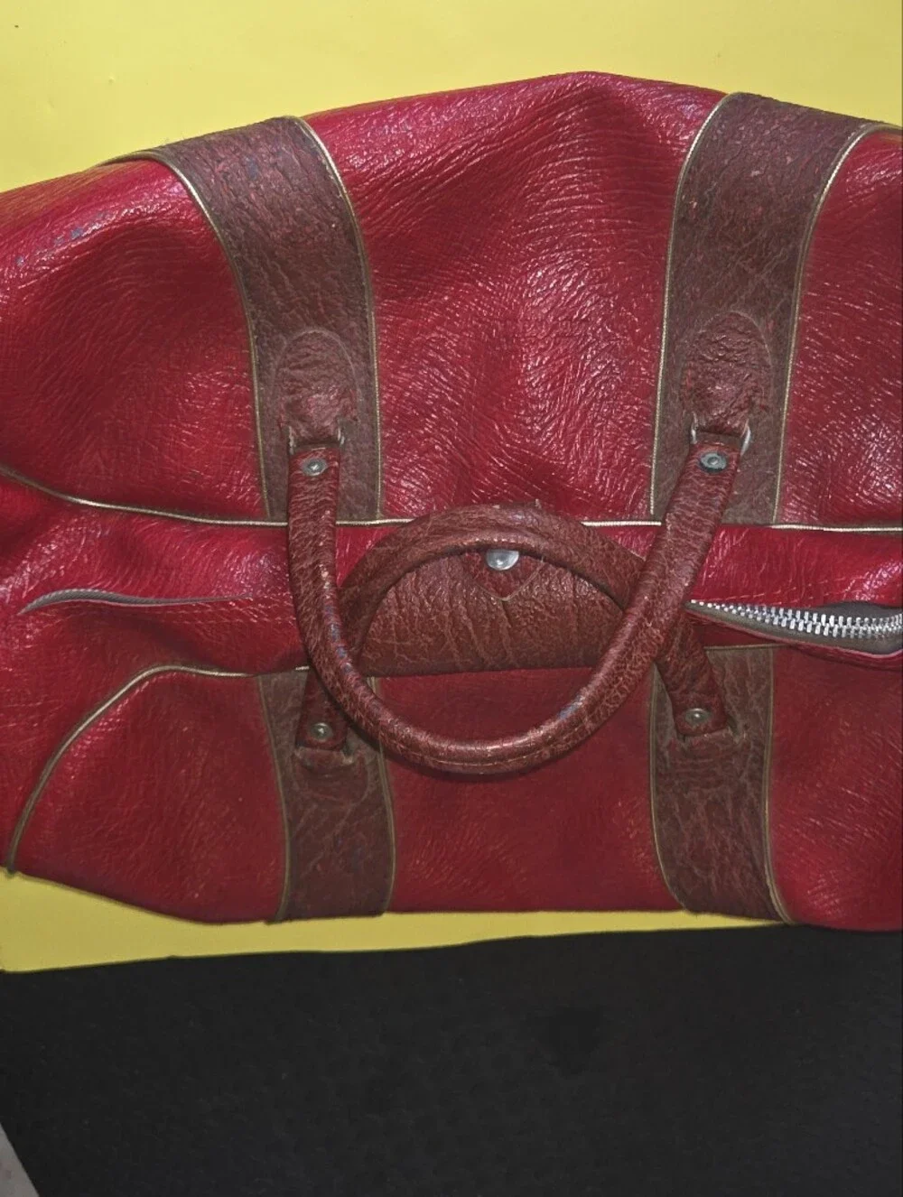 Vintage MacGregor Pebbled Red Leather Travel Duffel Bag (Made in USA)